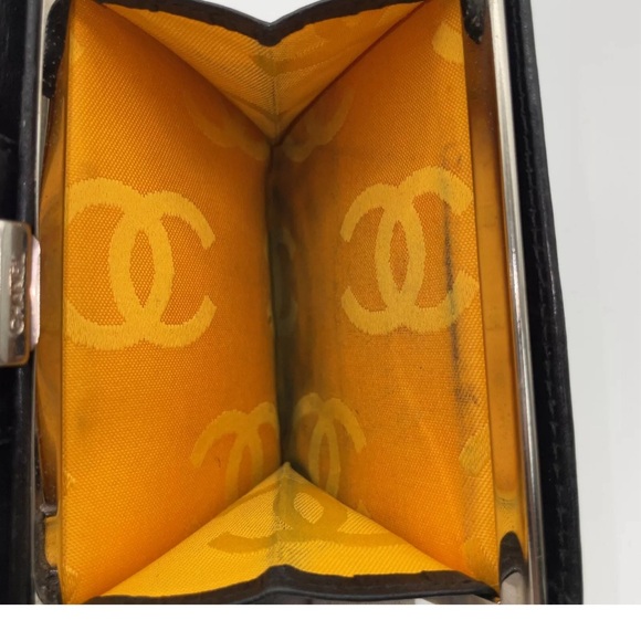 Authentic CHANEL Chanel Black Leather Coco Mark W/Box - Picture 11 of 13